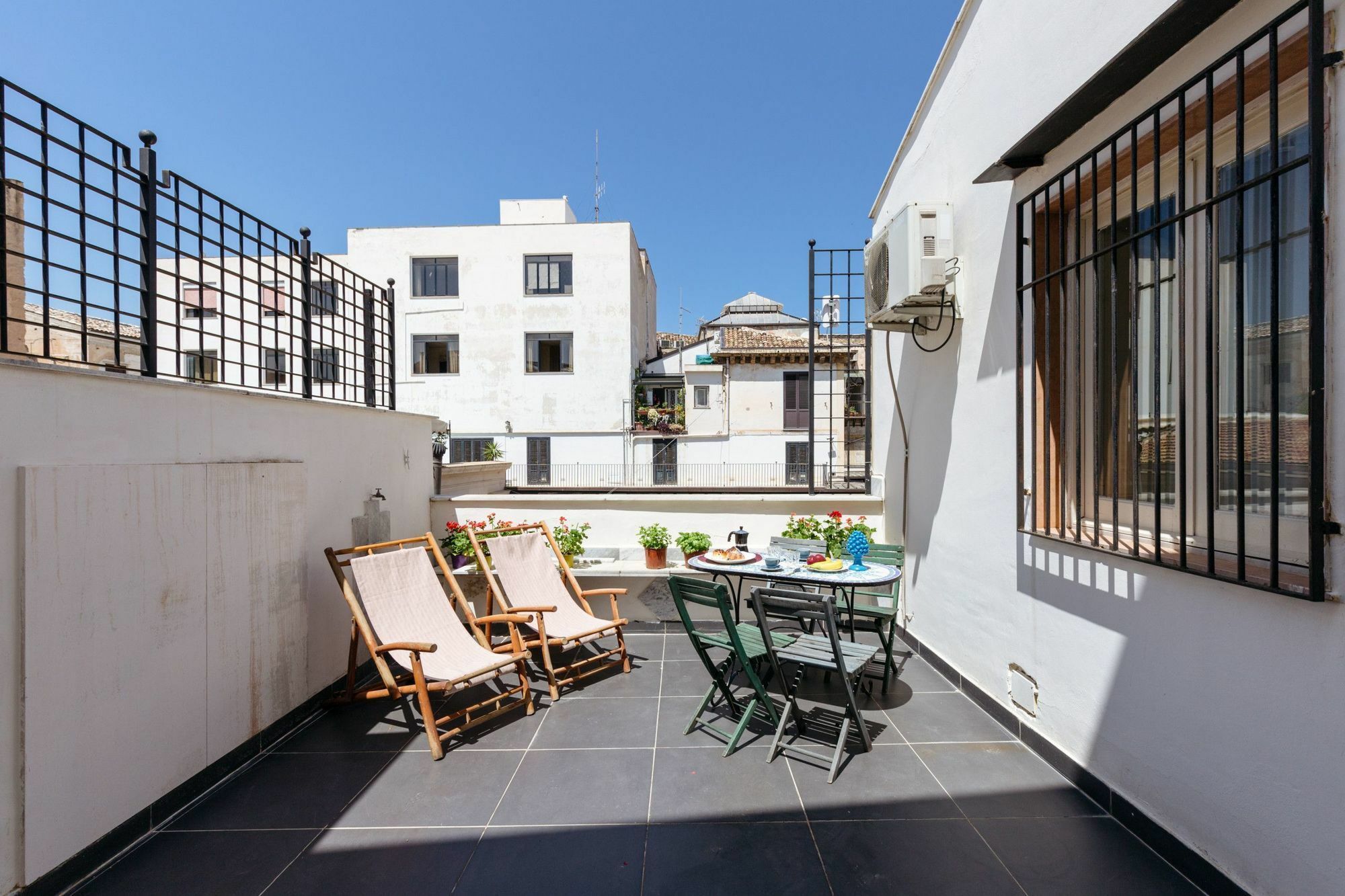 Sant'Elia Prestige Apartment With Balcony Palermo Exterior photo